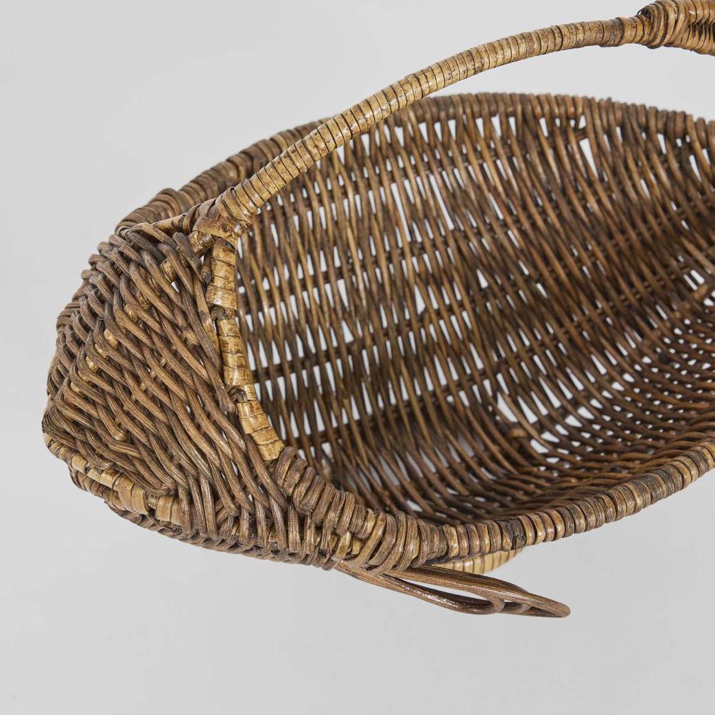 Fish Rattan Basket Brown