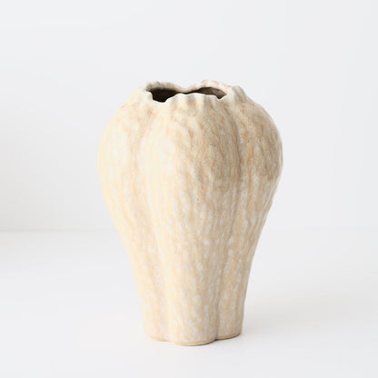 Nagio Vase