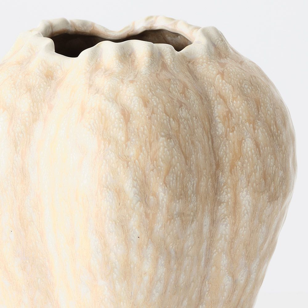Nagio Vase