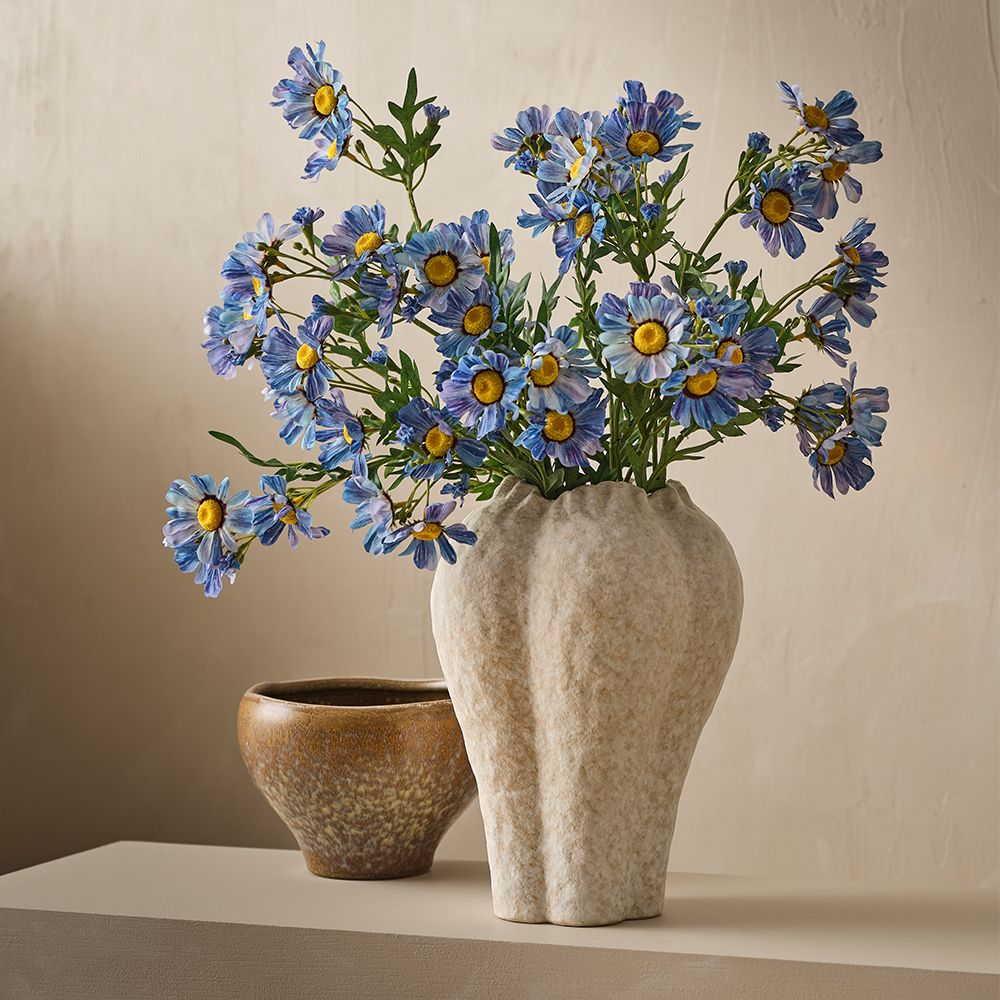 Nagio Vase